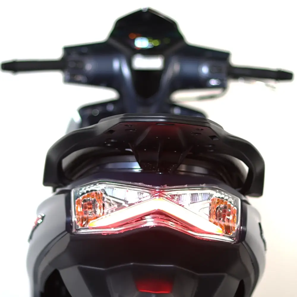 موتور سیکلت اس وای ام لاکی 200cc (اصلی)